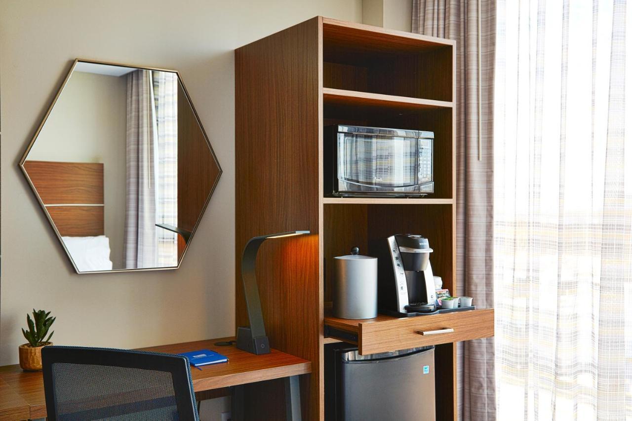 Holiday Inn Express - Nyc Brooklyn - Sunset Park By Ihg New York Bagian luar foto